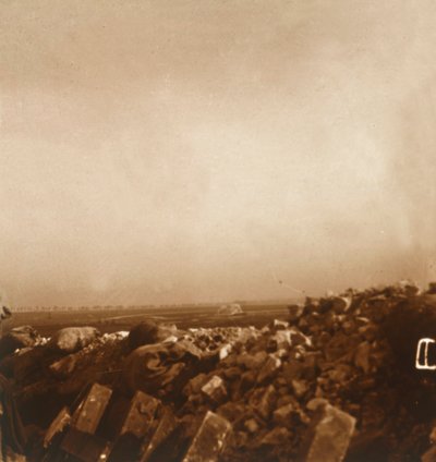 Bombázás, c1914-c1918 alkotó: Unbekannt