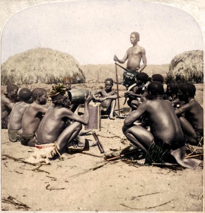 Egy zulu falu bátorai, akik tanácsot tartanak, az Umlaloose folyó közelében, Zululand, S.A., 1901 alkotó: Unbekannt
