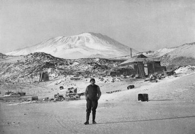 Ernest Shackleton brit felfedező a Cape Royds alaptáborában, Antarktiszon, 1908 alkotó: Unbekannt