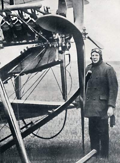 Churchill érdeklődni kezdett a repülőgépek iránt, és előre látta a legnagyobb lehetőségeket, 1914, 1945 alkotó: Unbekannt
