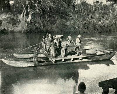 Gépjárművek szállítása a Mbaka folyón, német Kelet-Afrika, 1919. alkotó: Unbekannt