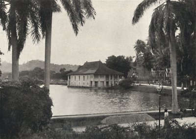A Föld tava a Szent Fog templomának könyvtárépületével, 1926 alkotó: Unbekannt