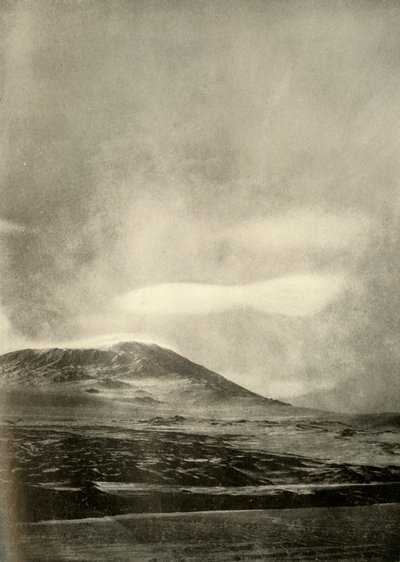 Súlyos harangfelhő Erebus felett, c1908, 1909. alkotó: Unbekannt