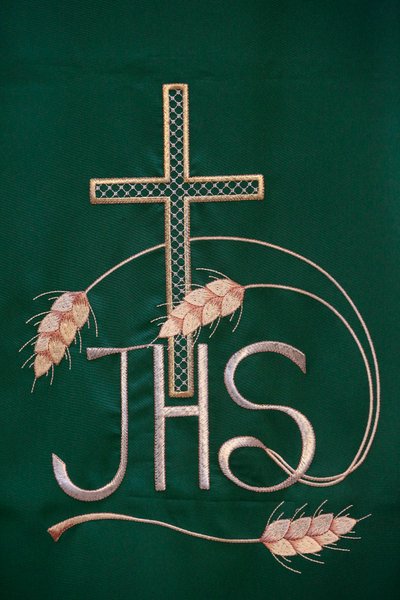Hímzés Maria SS-ben, Assunta templom: Jézus Krisztus krisztogramja vagy monogramja, Galatone, Olaszország alkotó: Unbekannt