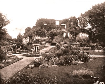 Farnham kastély, Aldershot közelében, Surrey, 1894. alkotó: Unbekannt