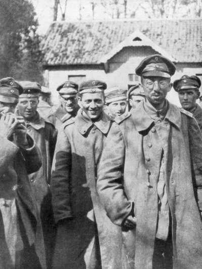 Német foglyok 1918. április 18-án, Franciaország alkotó: Unbekannt