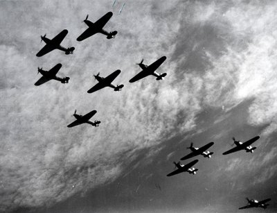 A Hawker Hurricanes alakzatban repül, brit csata, második világháború, 1940 alkotó: Unbekannt