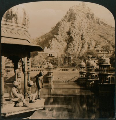Alwar szent tankja, palotákkal és szentélyekkel körülvéve, elképesztő szépségű színhely, India, 1907 alkotó: Unbekannt