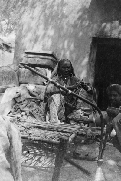 A legalacsonyabb kasztba tartozó indiai nő, Howshera, 1917 alkotó: Unbekannt