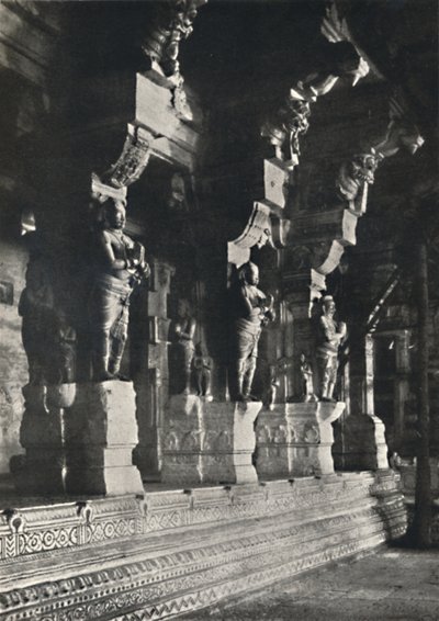 Egy hindu templom belseje, Ceylon, 1926 alkotó: Unbekannt