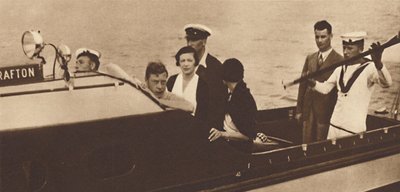 Edward király visszatér a jachtjára Rab szigetéről, 1937 alkotó: Unbekannt