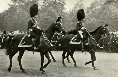 György király lovagol a néhai V. György királlyal és a walesi herceggel, 1928., 1937. alkotó: Unbekannt