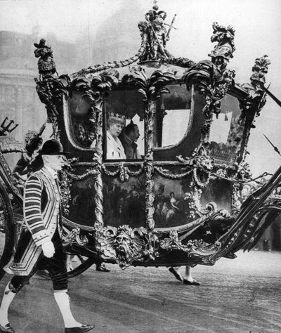 V. György király és Mária királyné úton a Parlament államavatójára, az 1930-as években alkotó: Unbekannt