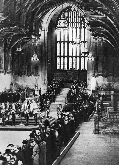 V. György király államban fekszik a londoni Westminster Hallban, 1936. január alkotó: Unbekannt
