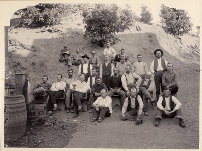 La Grange Mine Crew, Kalifornia, 1900-as évek. alkotó: Unbekannt