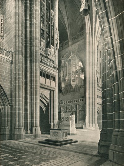 Liverpool katedrális: Általános kilátás a Memorial Transept-ről. Építész, Sir G. Gilbert Scott, 1924 alkotó: Unbekannt