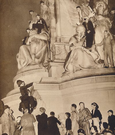 Londoni tribün, 1937 alkotó: Unbekannt