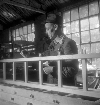 Leitern von Hand machen von Unbekannt