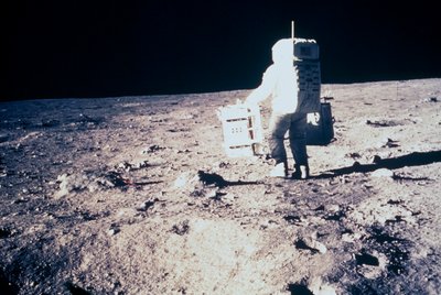 Manned Space Flight, USA, Apollo 11 Apollo 11 űrhajós Edwin ÔBuzzÕ Aldrin, a Holdon alkotó: Unbekannt