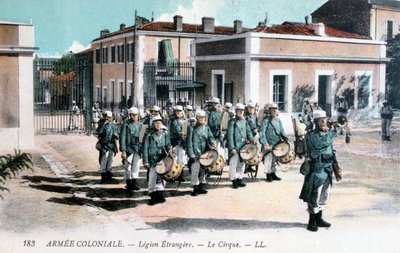 Menetelő zenekar, Francia Idegenlégió, c1910 alkotó: Unbekannt