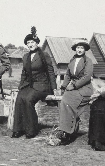 Maria Jevgenyevna Golovina, Raszputyin jobboldal és Julia Alekszandrovna Den titkára, 1912-1913 alkotó: Unbekannt