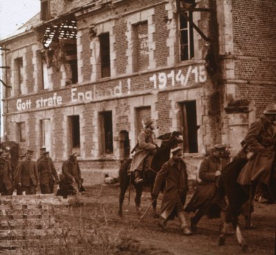 Isten büntesse meg Angliát, Bucy-le-Long, Észak-Franciaország, c1914-c1918 alkotó: Unbekannt