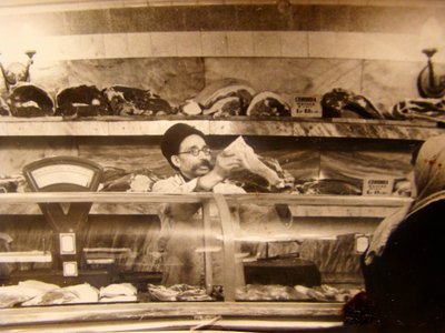 Húspult egy szovjet élelmiszerboltban, Szovjetunió, 1960-as évek alkotó: Unbekannt