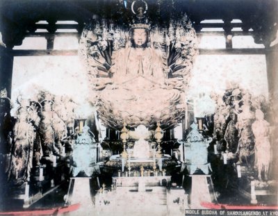 Középső Buddha, Sanjusangendo templom, Kyoto, Japán alkotó: Unbekannt