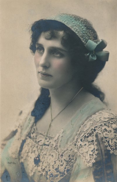 Miss Evelyn Millard 1849-1941, c1930. alkotó: Unbekannt