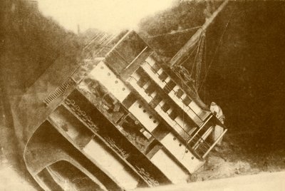 Modell: The Laurentic As She Originally Lay, 120 Feet Below The Surface, 1930. sz. alkotó: Unbekannt