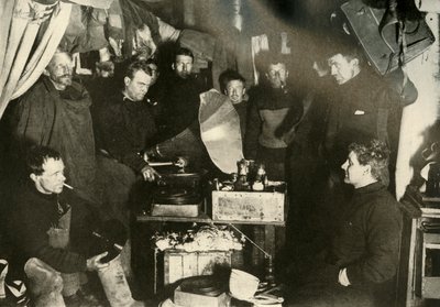 Zene a kunyhóban, c1908, 1909. alkotó: Unbekannt