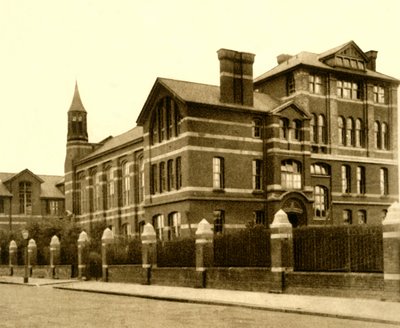 67. szám. The Haberdashers Askes Hampstead School, 1923. alkotó: Unbekannt