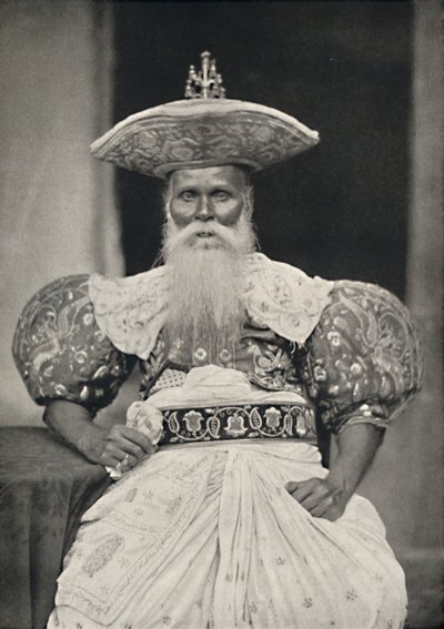 Helyi vezető Kandyban a régi szingaléz jelmezben, 1926 alkotó: Unbekannt