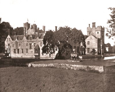 Oxburgh Hall, Norfolk, 1894. alkotó: Unbekannt
