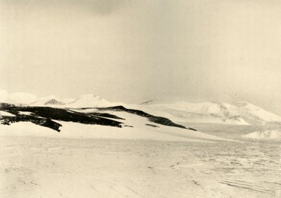 A Queen Alexandra Range 1500 Feet Up The Glacier része, 1908, 1909. alkotó: Unbekannt