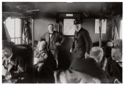 Egy Zeppelin utastere, Bodeni-tó, Németország, 1909-1933 1933 alkotó: Unbekannt