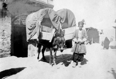 Perzsa szamárszállítás, Bagdad, Irak, 1917-1919 alkotó: Unbekannt