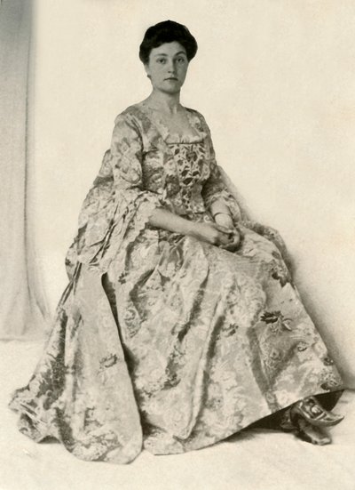 Fénykép egy kincob-brokátról, selyemhímzett Stomacherrel, c1750, 1937. alkotó: Unbekannt