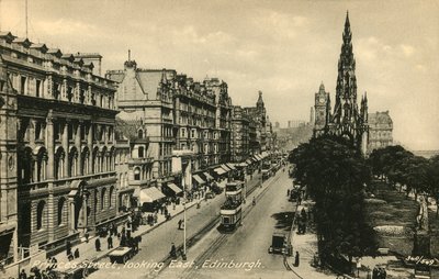 Princes Street Looking East, Edinburgh, 1920-as évek. alkotó: Unbekannt