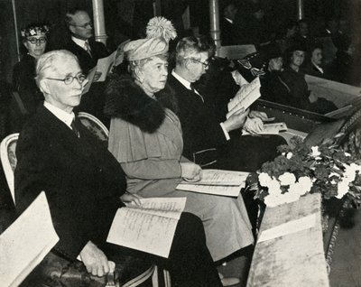 Queen Mary a Hálaadás a győzelemért koncerten, Royal Albert Hall, 1945, 1951. alkotó: Unbekannt
