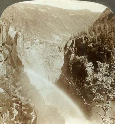 Szivárvány a Rjukanfos permetében, Norvégia, c1905. alkotó: Unbekannt