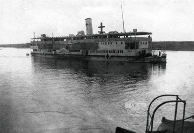Vöröskereszt folyami hajója felmegy a Tigris folyón, Mezopotámia, I. világháború, 1918 alkotó: Unbekannt