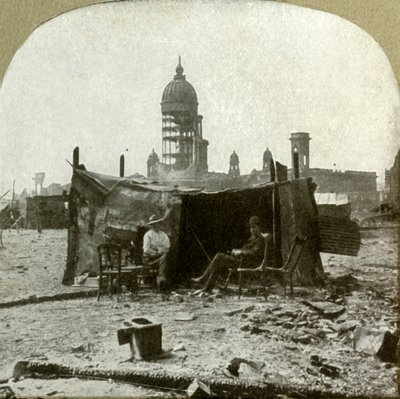 A romokból összegyűjtött hullámlemezből készült menekülttábor, 1906. alkotó: Unbekannt