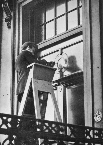 Német emblémák eltávolítása a német nagykövetségről, Carlton House Terrace, London, 1914 alkotó: Unbekannt