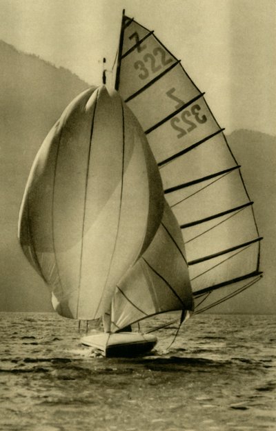Vitorlázás az Attersee-n, Felső-Ausztria, 1935. alkotó: Unbekannt