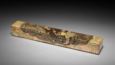 Görgetődoboz sárkány és főnix dizájnnal, 1700-1800-as évek. alkotó: Unbekannt