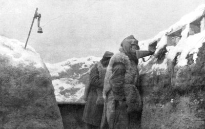 Őrök egy lövészárokban, akik a senkiföldre néznek, Pas-de-Calais, Franciaország, tél, 1915 alkotó: Unbekannt