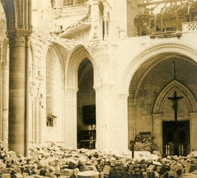 Soissons katedrális, Soissons, Észak-Franciaország, c1914-c1918 alkotó: Unbekannt