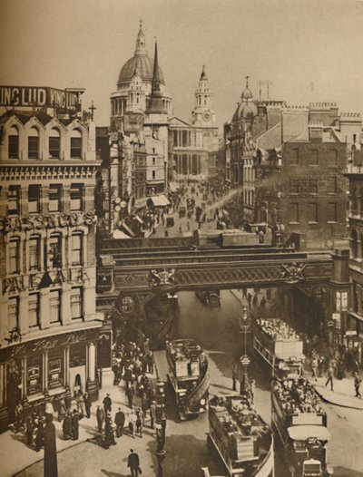 St. Martins Ludgate tornya, St. Pauls tömegével szemben, c1935. alkotó: Unbekannt