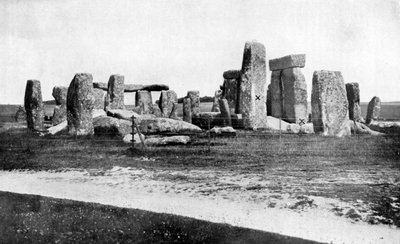 Stonehenge a helyreállítás után, 1920 körül alkotó: Unbekannt